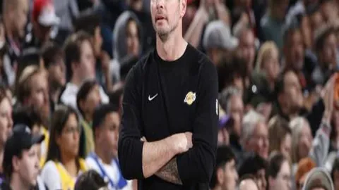 大乐透期号专家推荐分析：阿拉尼亚体育能否逆转劣势